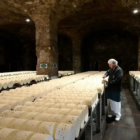 Jolie Maison Deux Et Canape-lit #au Coeur Du Village# Casa de Férias