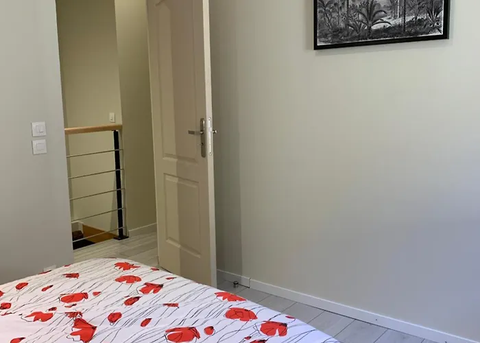 Jolie Maison Deux Et Canape-lit #au Coeur Du Village# Casa de Férias *