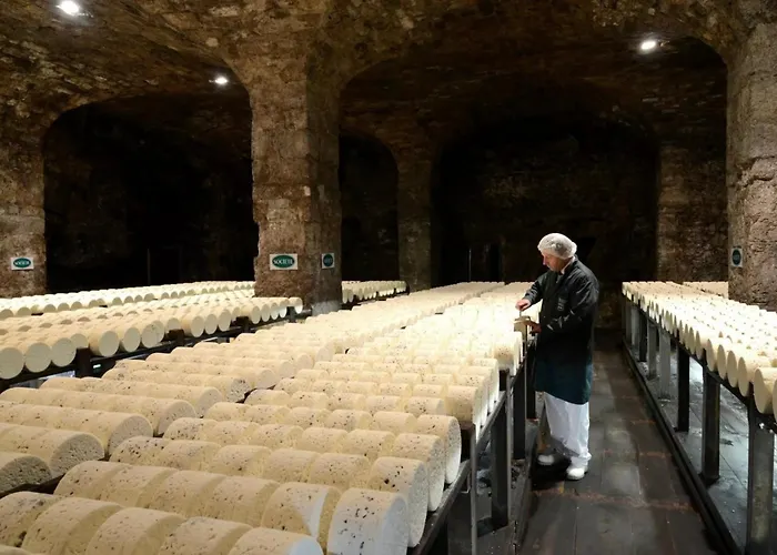 Jolie Maison Deux Et Canape-lit #au Coeur Du Village# Casa de Férias