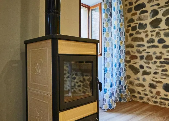 Casa de Férias Jolie Maison Deux Et Canape-lit #au Coeur Du Village#