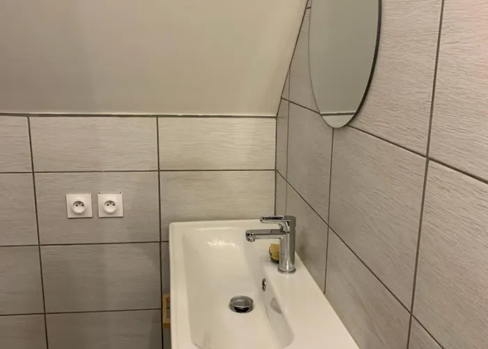 Jolie Maison Deux Et Canape-lit #au Coeur Du Village# Casa de Férias *