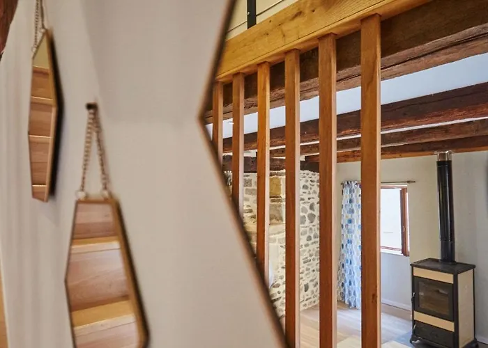 Casa de Férias Jolie Maison Deux Et Canape-lit #au Coeur Du Village# Sainte-Eulalie-d'Olt