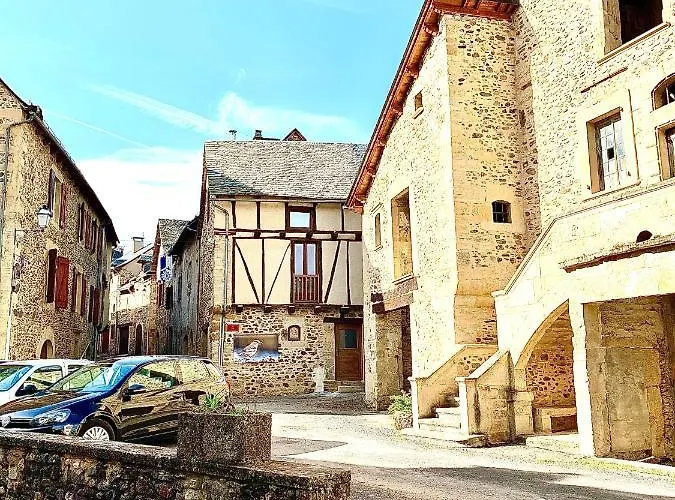 Jolie Maison Deux Et Canape-lit #au Coeur Du Village# 度假居 Sainte-Eulalie-d'Olt