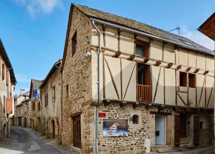 Jolie Maison Deux Et Canape-lit #au Coeur Du Village#